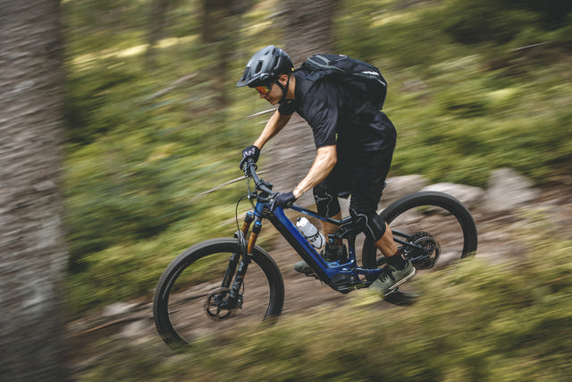 E-ONE SIXTY 700 MATT TITAN/BLACK S 41.5CM